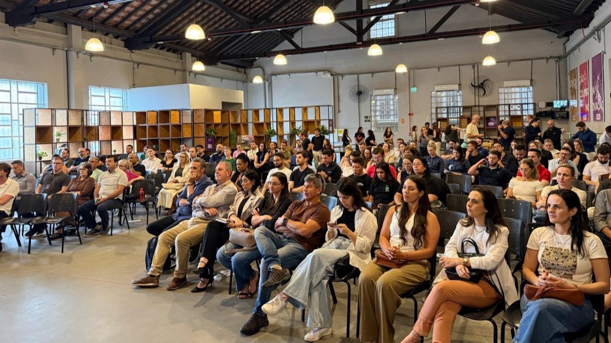 Meetup do South Summit Brazil reúne ecossistema de inovação em Santa ...